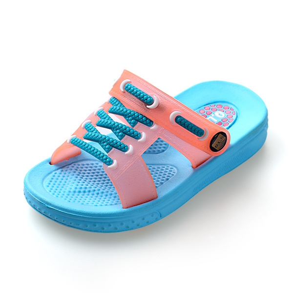 2 σε 1 παντόφλες και σανδάλια με πλαστές συνδέσεις σε μπλε, ροζ, κίτρινο και πράσινο για τα αγόρια