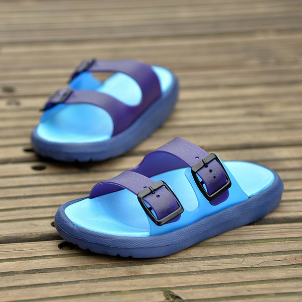 Τα παιδιά από καουτσούκ παντόφλες για αγόρια - έτοιμοι για το καλοκαίρι σε κίτρινο και μπλε