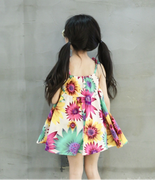 Детски копринени ежедневни рокли за малки момичета - няколко летни и цветни модела