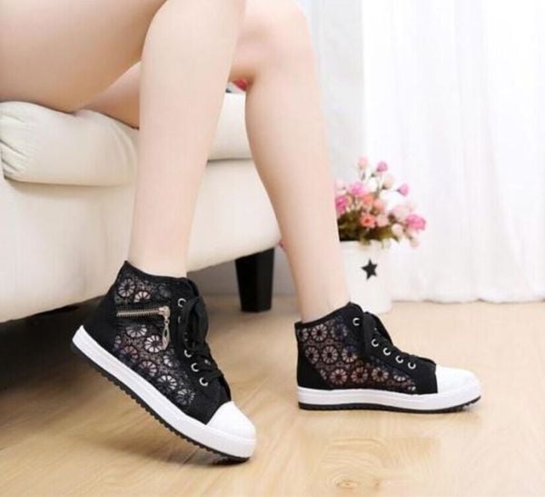 Дамски кецове с дантела - 12 различни модела