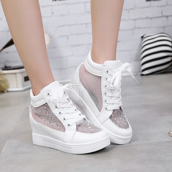 Дамски кецове с дантела - 12 различни модела