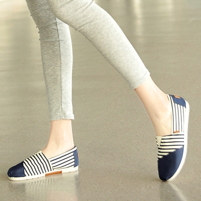 Дамски цветни мокасини 16 различни модела.