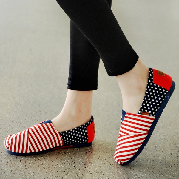 Дамски цветни мокасини 16 различни модела.