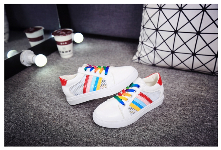 Уникални дамски маратонки с шарени връзки за ежедневие или спорт