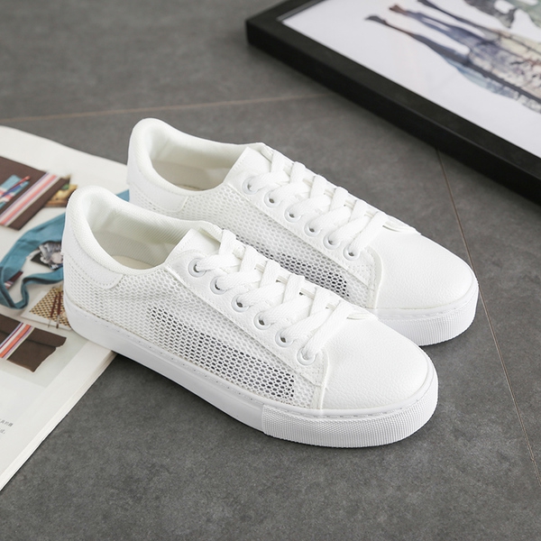 Дамски бели кецове дишащи-три модела.