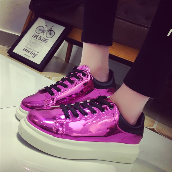 Дамски кецове от лачена кожа - 5 модела