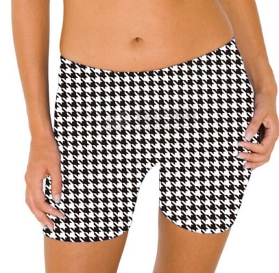 Дамски летни шорти - 6 модела в цвят леопард, карирани, златисти и сребристи модели