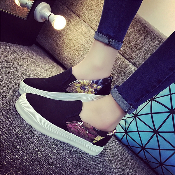 Дамски мокасини от изкуствена кожа черен и бял цвят