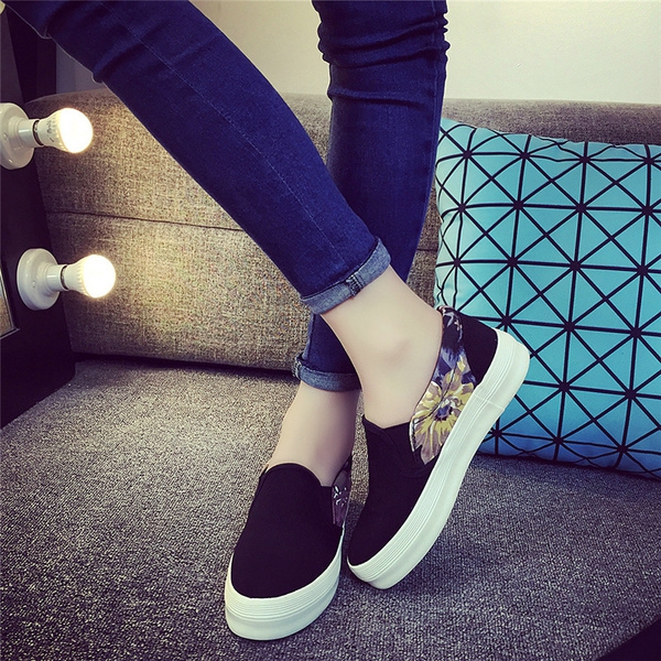 Дамски мокасини от изкуствена кожа черен и бял цвят