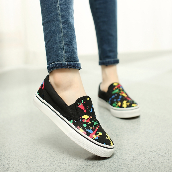 Дамски мокасини бял червен син и черен цвят