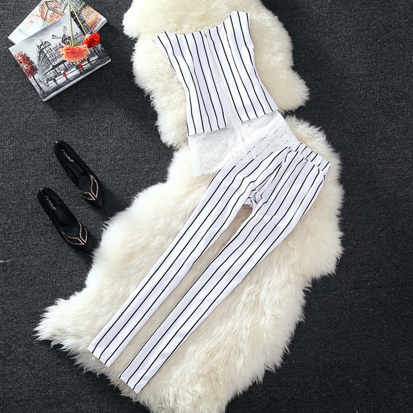 Дамски раиран комплект потник и панталони