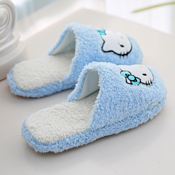 Σπιτικές γυναικείες  παντόφλες - λαγουδάκι, καρδιά και hello kitty