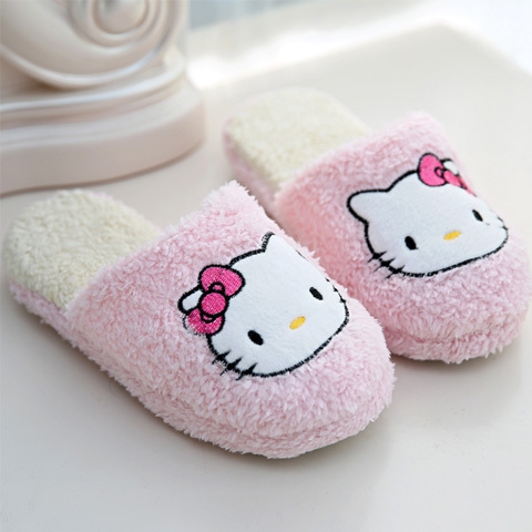 Σπιτικές γυναικείες  παντόφλες - λαγουδάκι, καρδιά και hello kitty