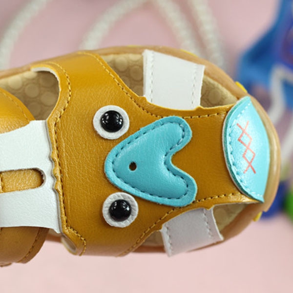 Детски сандали за момчета бял и оранжев цвят