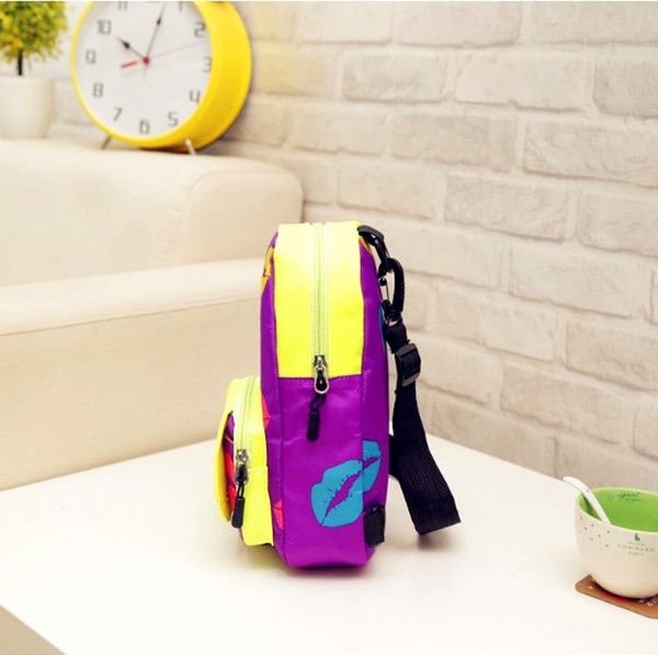 Детски раници за училище - за момчета и момичета- с джобове, метален цип и с размери 26см - 18см - 14 см