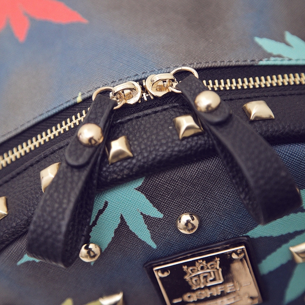 Τσάντες Χρωματιστά γυναικών από δερματίνη σε δύο μοντέλα