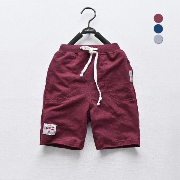 Детски къси панталони в четири цвята.