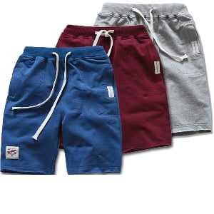 Детски къси панталони в четири цвята.