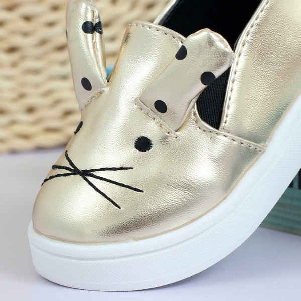 Παιδικά παπούτσια για μικρά και μεγάλα κορίτσια - ροζ και χρυσό χρώμα