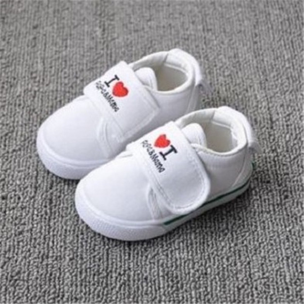 Βρεφικά παπούτσια για αγόρια και κορίτσια 18 μοντέλα