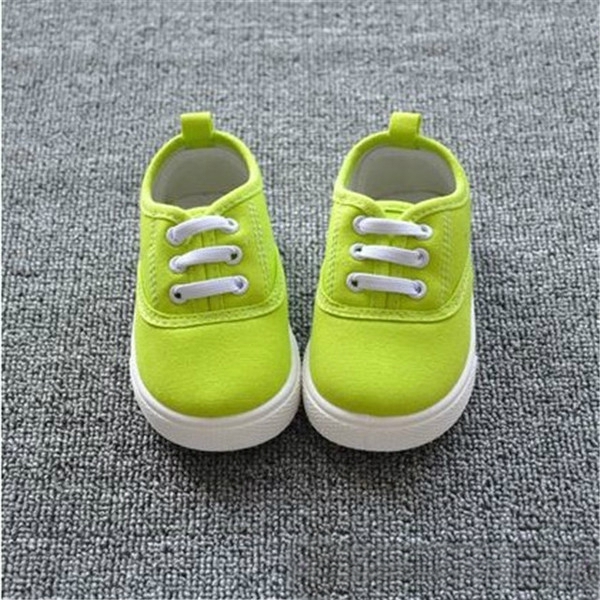 Βρεφικά παπούτσια για αγόρια και κορίτσια 18 μοντέλα