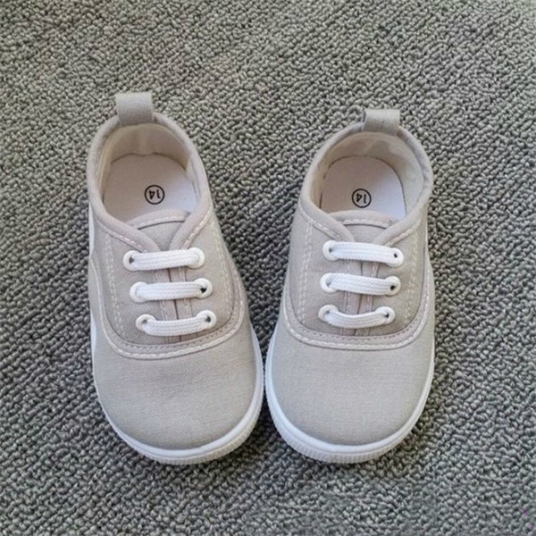 Βρεφικά παπούτσια για αγόρια και κορίτσια 18 μοντέλα