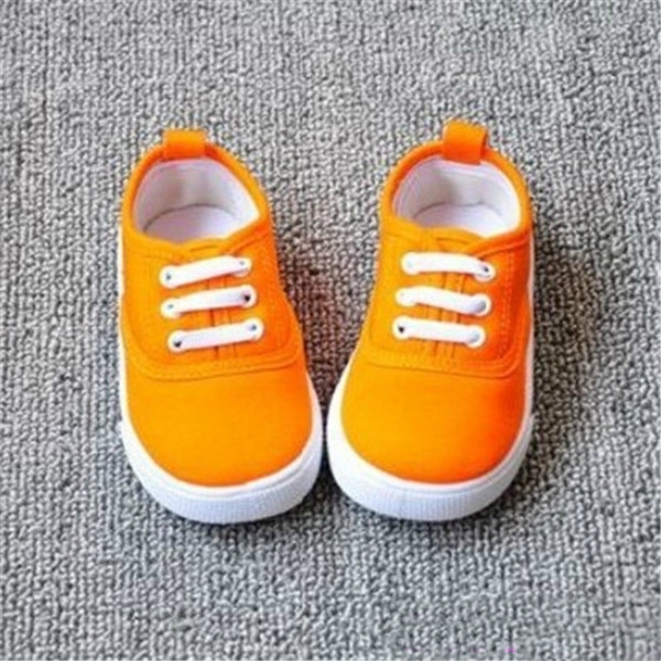 Βρεφικά παπούτσια για αγόρια και κορίτσια 18 μοντέλα