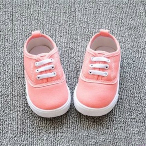 Βρεφικά παπούτσια για αγόρια και κορίτσια 18 μοντέλα