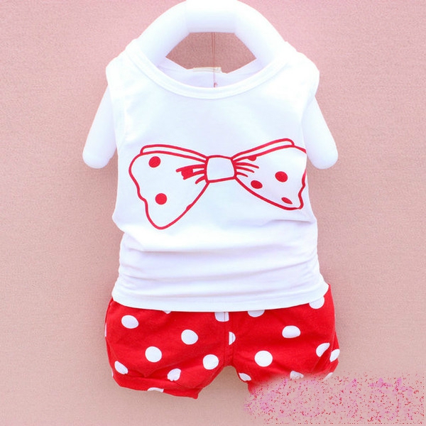 Бебешки летни комплекти за момичета в свежи цветове и модели.