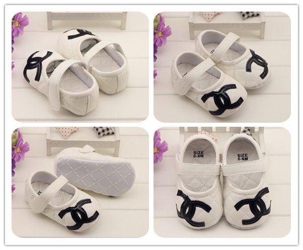 Бебешки обувки за прохождане в различни цветове и модели