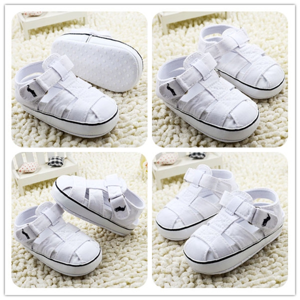 Βρεφικά παπούτσια  σε διαφορετικά σχέδια και χρώματα