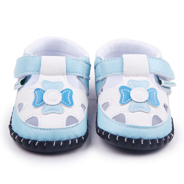 Παιδικά παπούτσια για αγόρια και κορίτσια - πολλά διαφορετικά μοντέλα και χρώματα