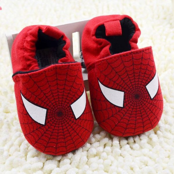 Παιδικά παπούτσια για αγόρια και κορίτσια - πολλά διαφορετικά μοντέλα και χρώματα