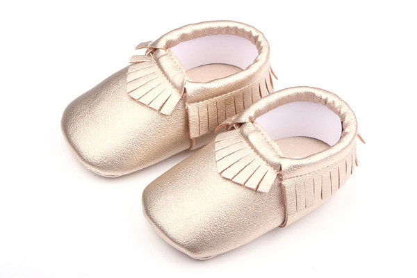 Παιδικά παπούτσια για αγόρια και κορίτσια - πολλά διαφορετικά μοντέλα και χρώματα