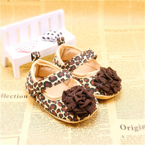 Бебешки тигрови обувки с цвете един цвят един модел