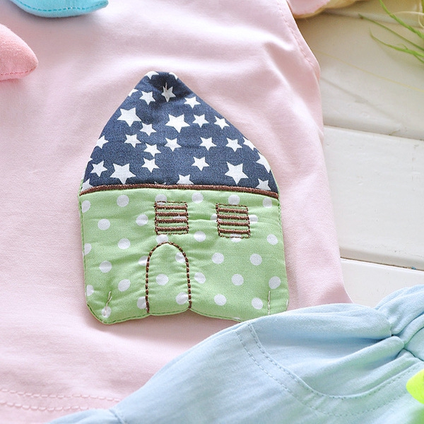 Бебешки комплект розова тениска и къси сини панталони