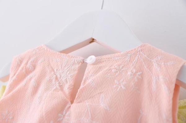 Бебешка розово рокля с жълти панделки