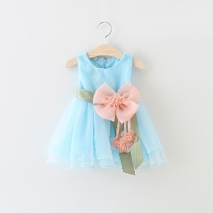 Βρεφικά φορέματα  σε μοβ, γαλάζιο και ροζ  χρώμα με κορδέλα.