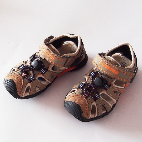 σανδάλια παιδιά για τα αγόρια 4 μοντέλα