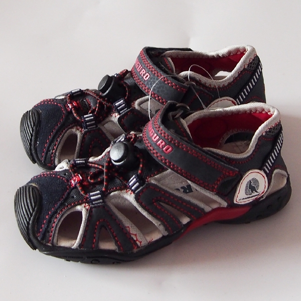 σανδάλια παιδιά για τα αγόρια 4 μοντέλα