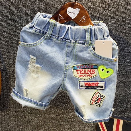 Детски къси дънкови панталони за момчета-седем интересни модела.