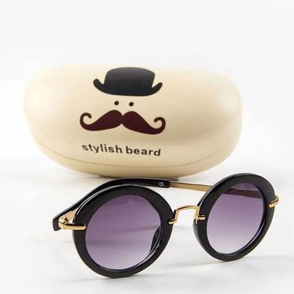 Слънчеви очила за деца - модели за момичета и момчета