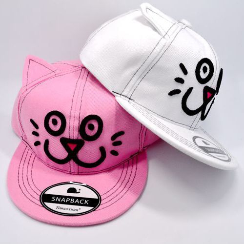 Детски летни шапки за лятото и плаж - бели, черни, розови, червени, сини - Коте с ушички и козирка