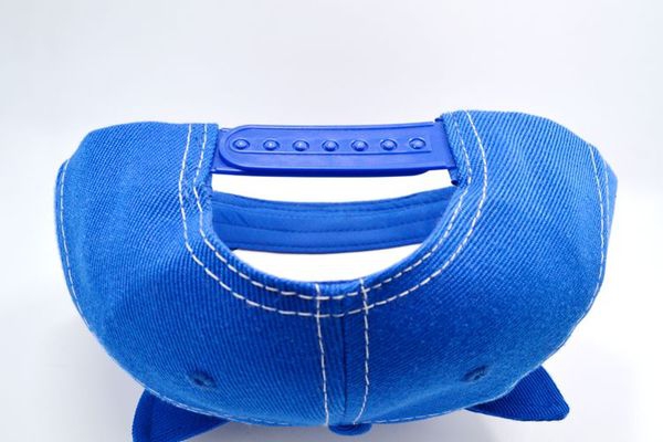 Детски летни шапки за лятото и плаж - бели, черни, розови, червени, сини - Коте с ушички и козирка