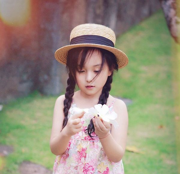 Плажни шапки за деца и момичета - широка козирка - 4 модела с точки - кафяви, розови с дантелка