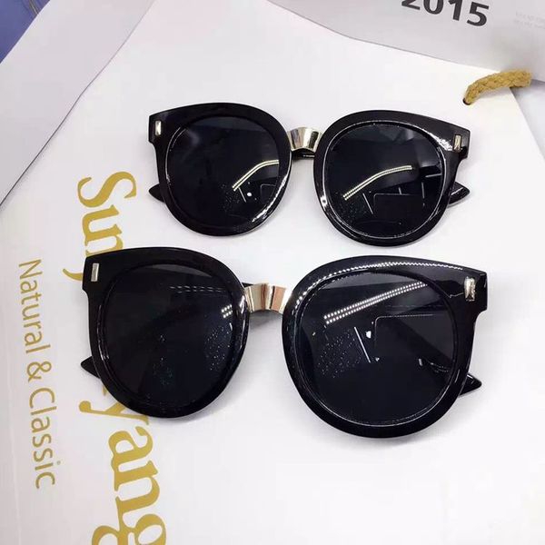 Детски слънчеви очила за момичета - сини, черни, светли огледални стъкла 