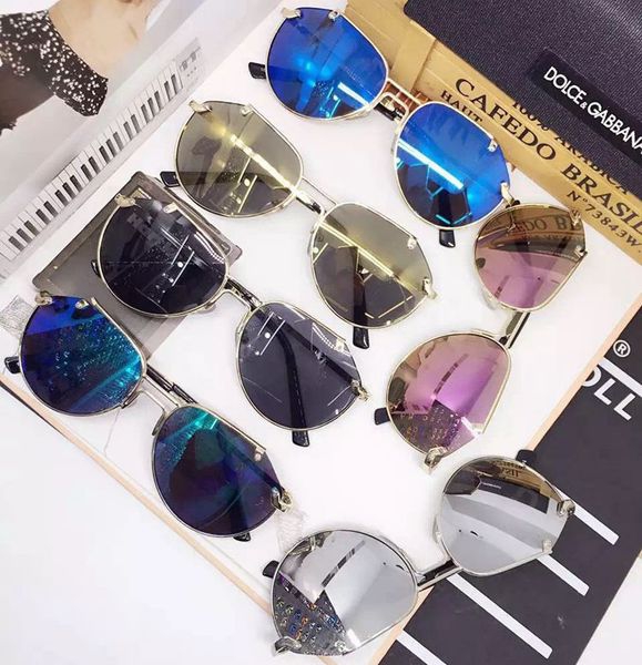 Модерни детски слънчеви очила за плаж през лятото - различни модели за момчета и момичета - лилави, сини, сиви, огледални