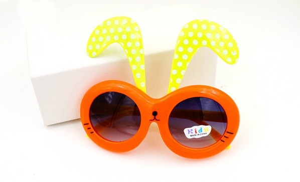 Детски очила в сладки модели за малки момичета и момчета -жълти, розови, зелени, червени - за лятото