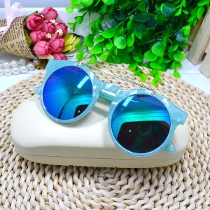 Детски слънцезащитни очила за плаж - няколко модела в син, лилав, леопардов цвят - огледални - за момчета и момичета