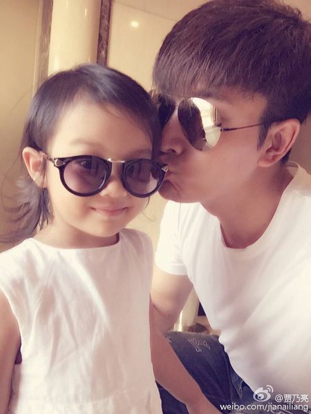 Детски слънчеви и цветни огледални очила за момчета и момичета